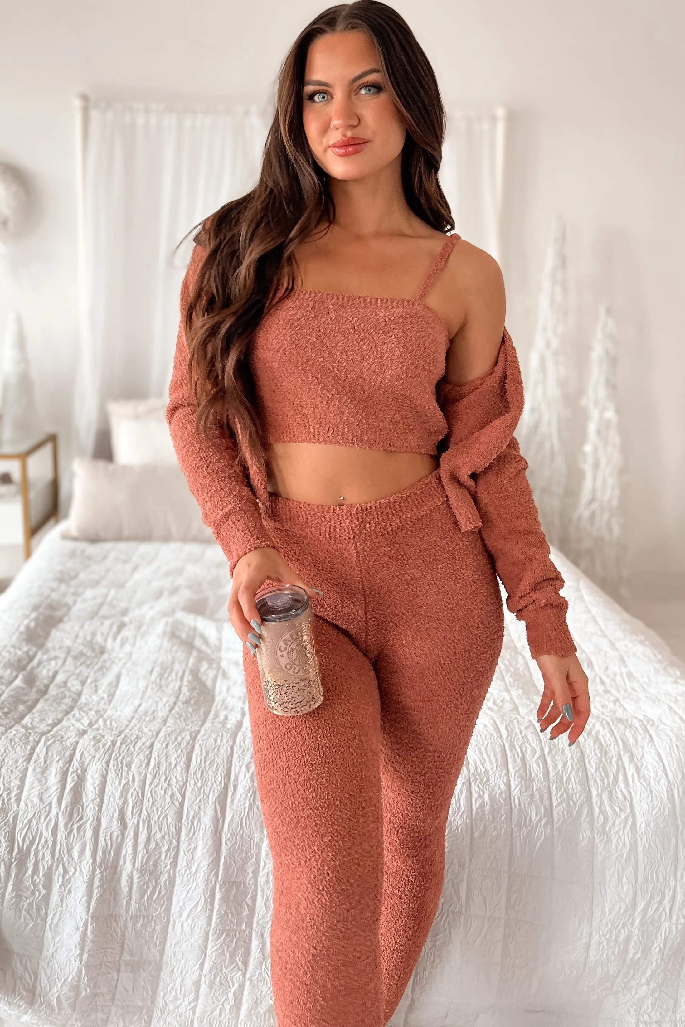 DOORBUSTER Chill Weekends 3 Piece Fuzzy Lounge Set (Rose)