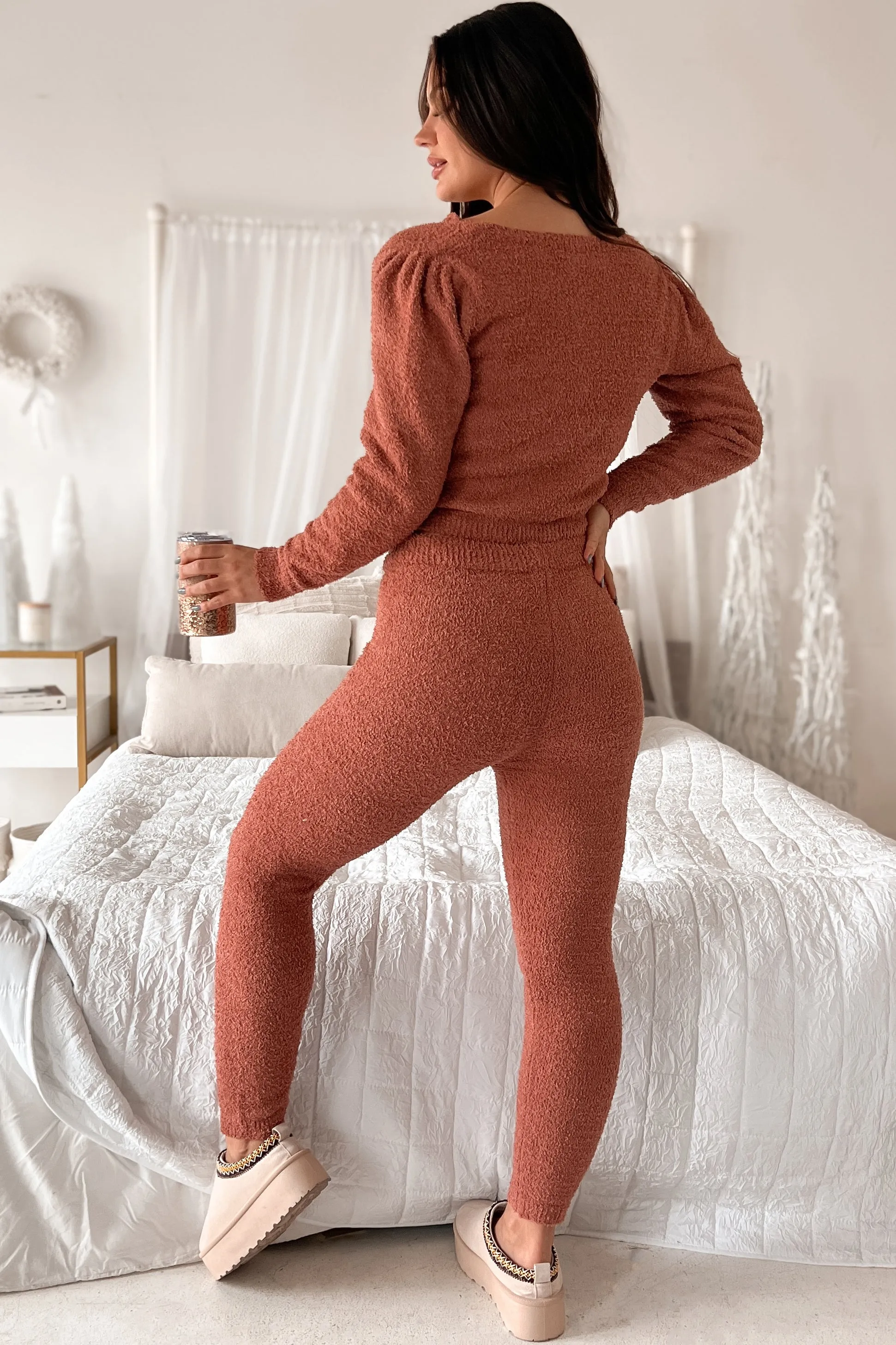 DOORBUSTER Chill Weekends 3 Piece Fuzzy Lounge Set (Rose)