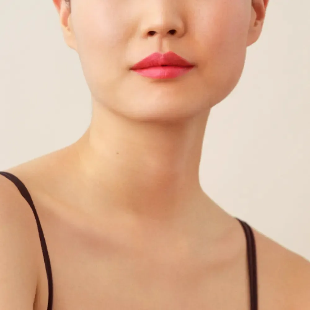 La Perla Matte Silk Lipstick 3.5ml
