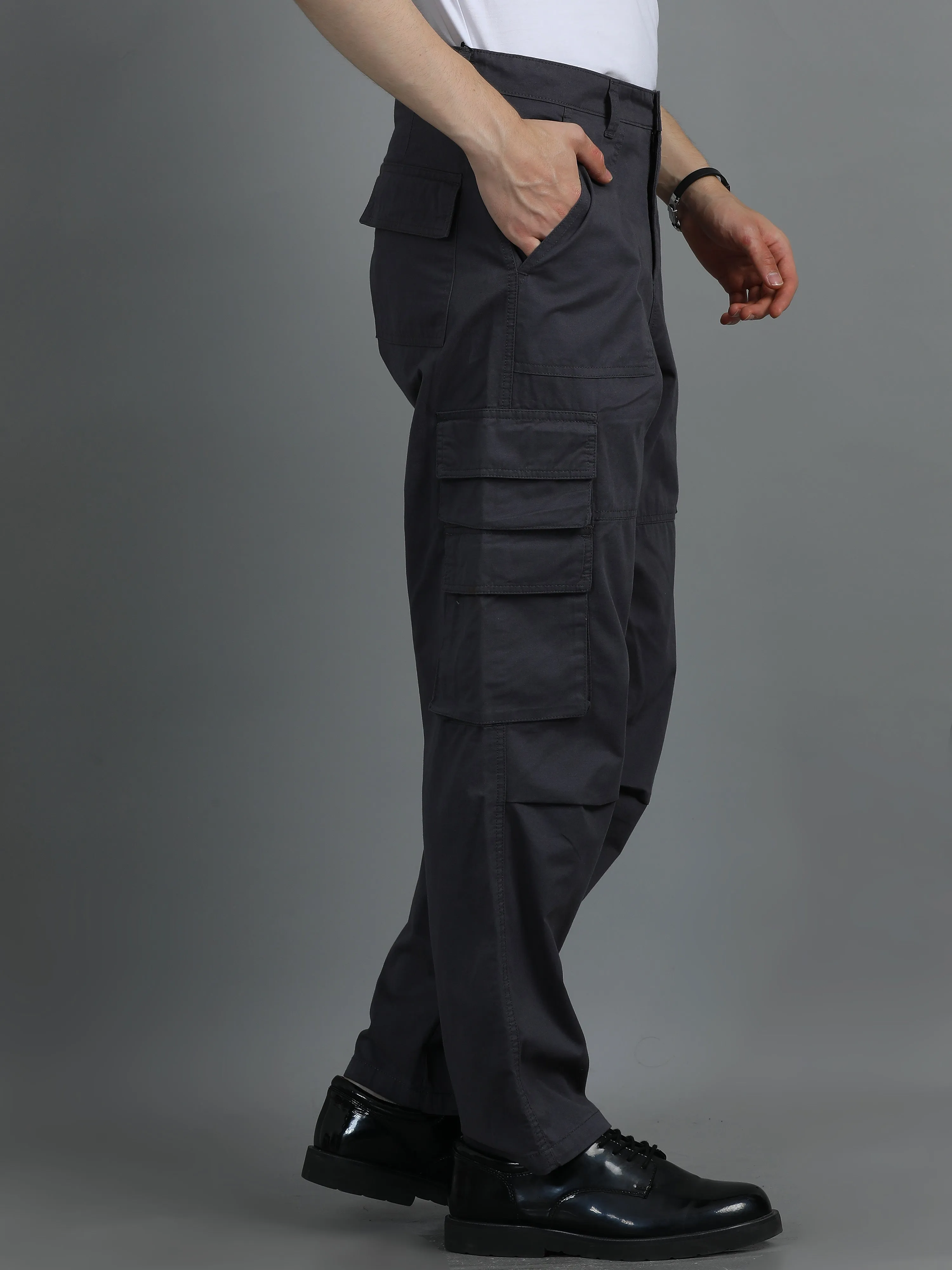 Men 2 Cotton Relaxed Fit Cargo Trousers, Charcoal Grey Brown